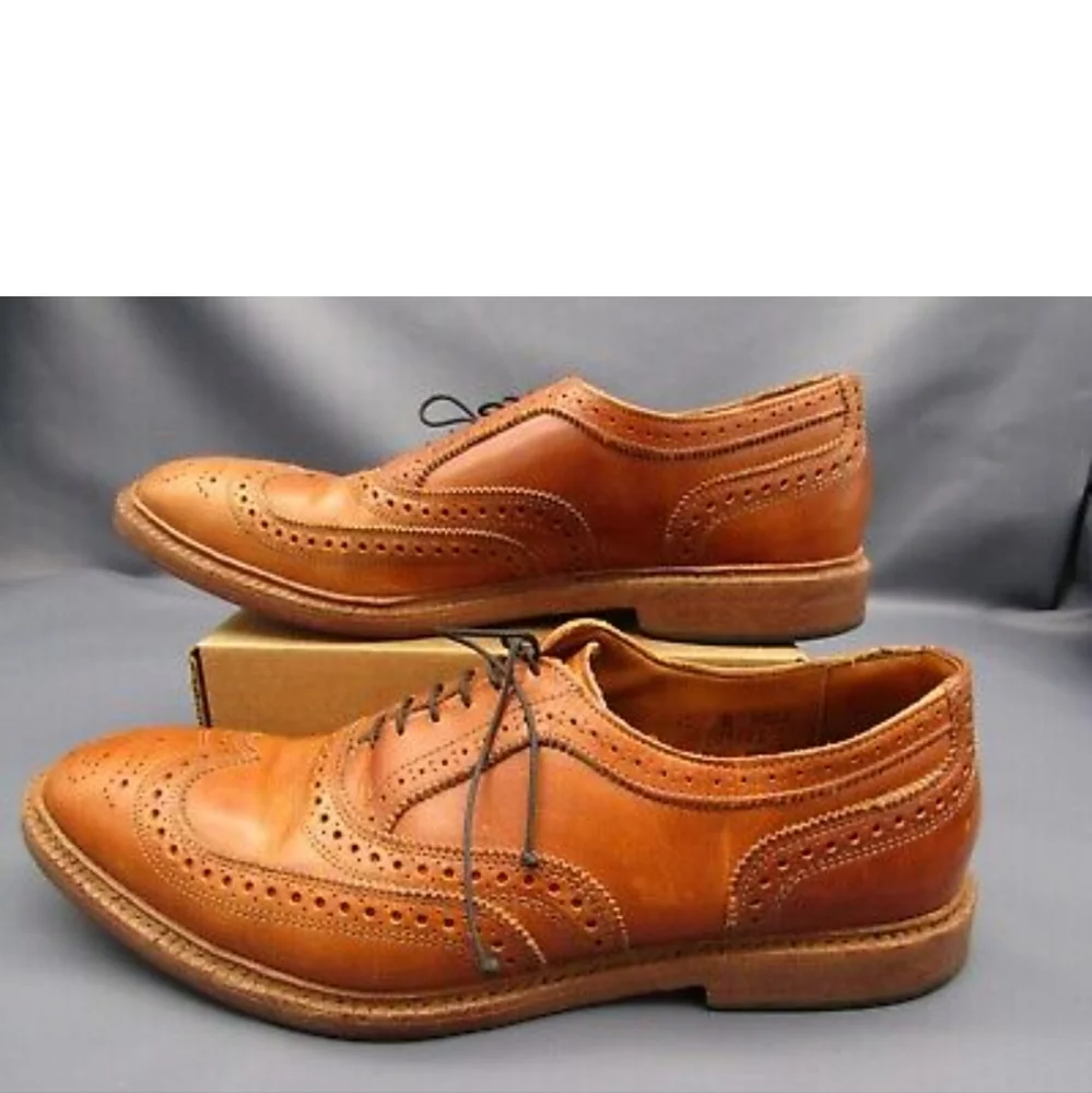 Lightly used Allen Edmonds oxfords - Picture 2 of 2